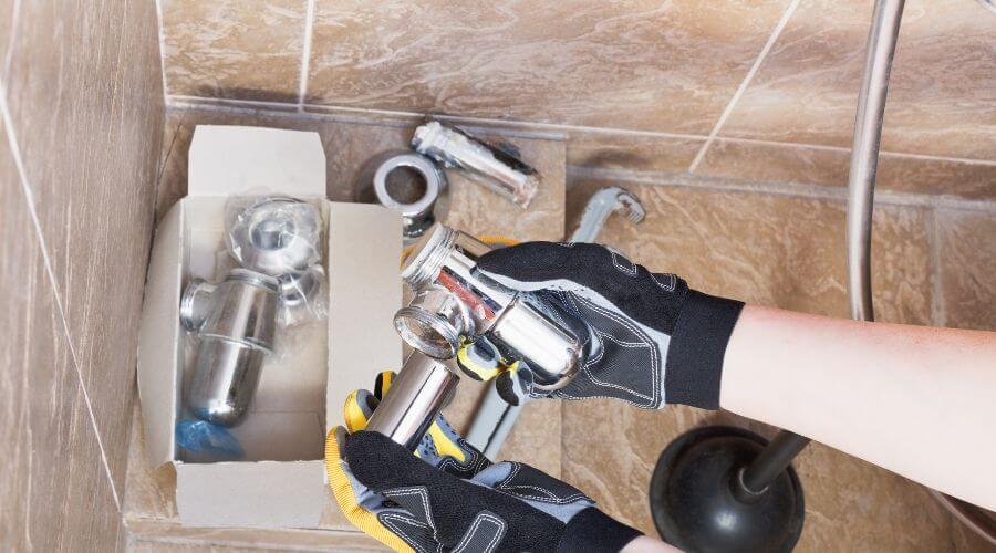 Expert Emergency Roof Repairs services in Guttenberg, IA